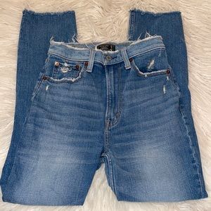 Abercrombie Ultra High Rise Mom Jean